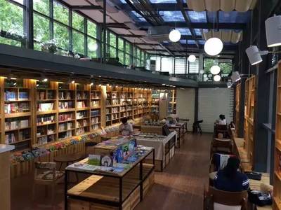 新華書店轉(zhuǎn)型之作!紹興最高逼格書店明閱書咖開業(yè)實(shí)拍!_文化_網(wǎng)