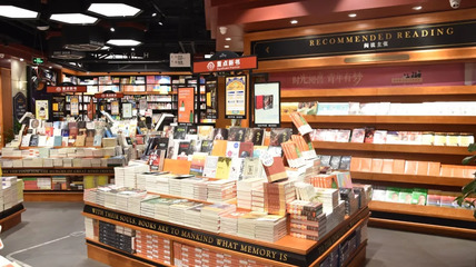 文藝青年的打卡勝地!這家網(wǎng)紅書店除了好書與咖啡,還能與文藝大咖暢談文學