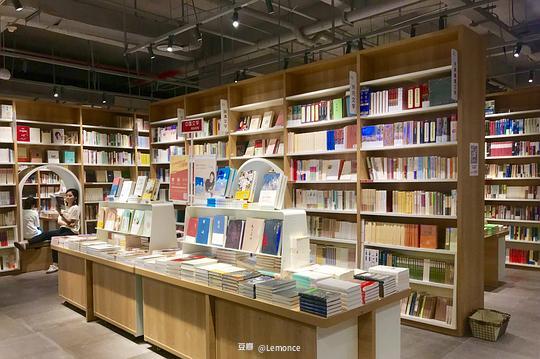 lemonce的相冊 在書店