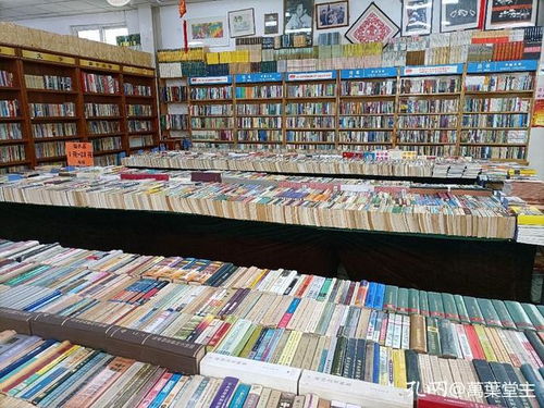 逛書店要的是那個勁兒,在書堆里扒拉和在網頁上瀏覽感覺是不同的