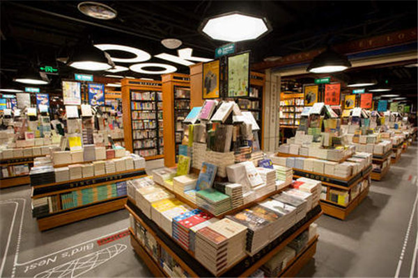 西西弗書店加盟費及相關投資分析